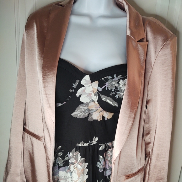 Vintage Silky Blazer - Picture 1 of 14